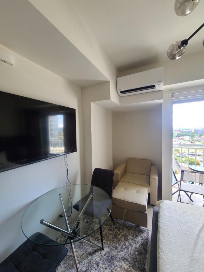 Davao City Inspiria Condo Free Airport Pickup For 3 Nights Stay Or More מראה חיצוני תמונה
